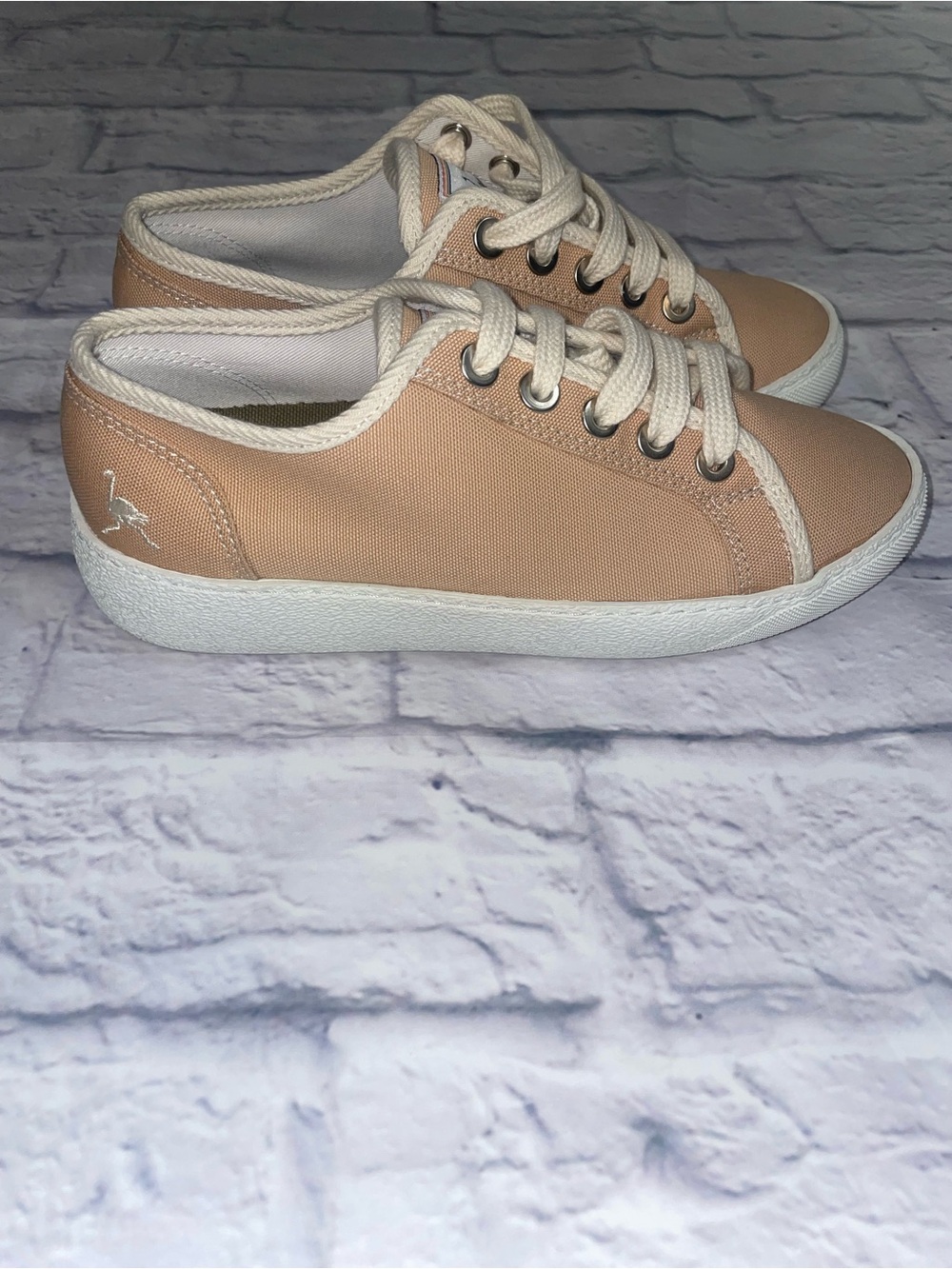 Inkerman Leo Canvas Sneaker in Pink size 36